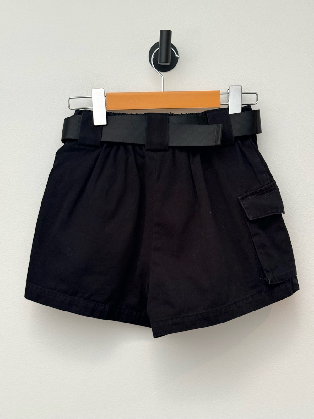 Aritzia TNA  High-Rise Cargo 3” Shorts with  Belt - Picture 10 of 16